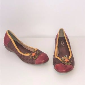 VIA VENETO Floral Slip On Shoes ((size 9))